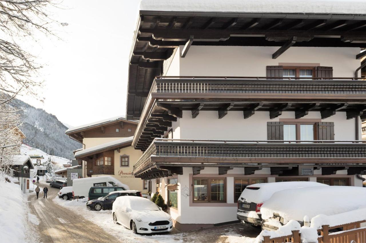 Pension Hochtor Saalbach-Hinterglemm Eksteriør bilde