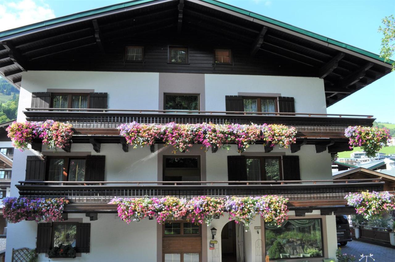 Pension Hochtor Saalbach-Hinterglemm Eksteriør bilde